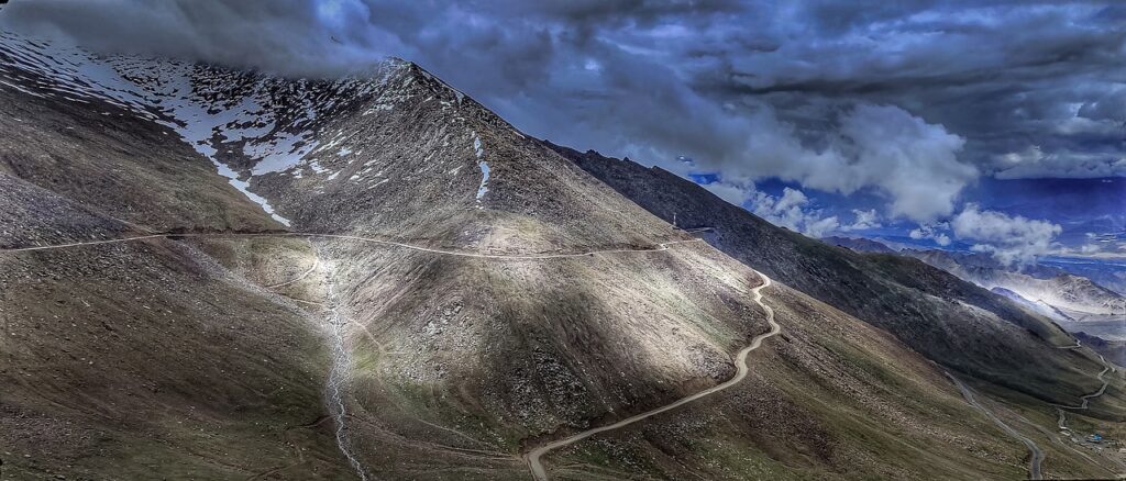 Khardung La